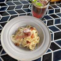 บันทึกเที่ยว @ The Lunar Beach House 
