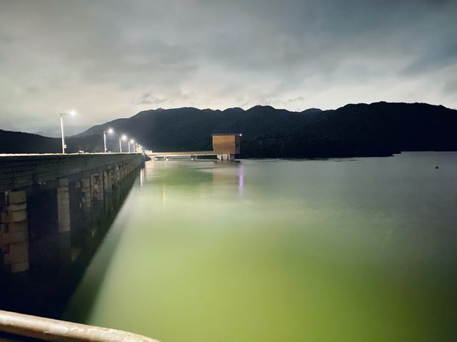 大欖水塘排洪景色