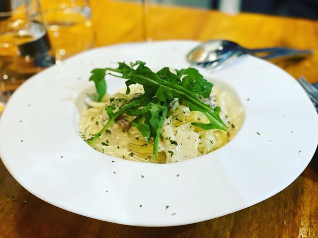 尖沙咀漆咸圍 街角酒吧✨ ND42 Bar & Lounge✨