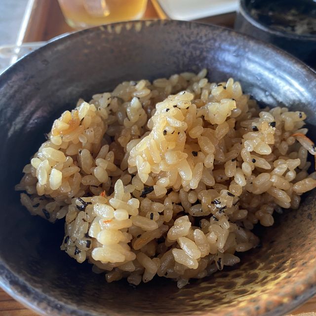 【沖縄】海を眺めながらいただく絶品もずく料理