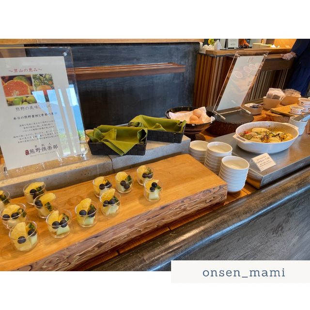 朝ごはんは、野菜多めのビュッフェが嬉しい🍱