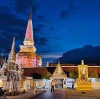 พระธาตุไร้เงา