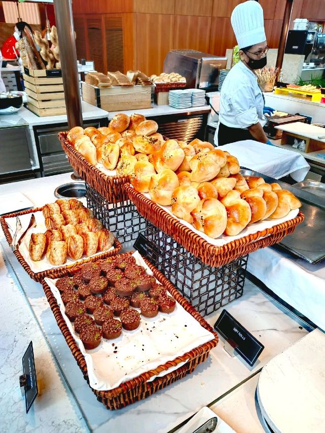 The Real Buffet Breakfast @Rise