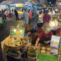 ชิมชอปเพลินที่ถนนคนเดินภูเก็ต