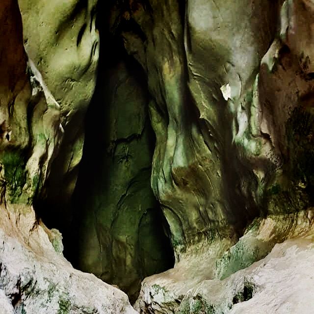 Explore out Pha Khuang Cave 