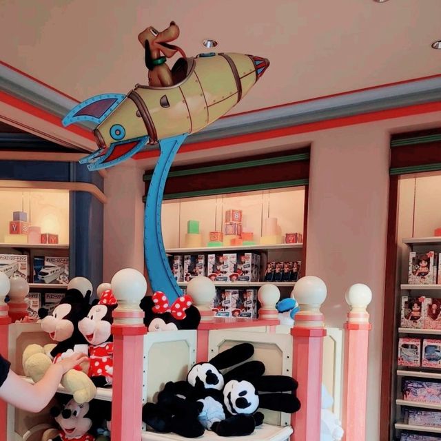 トイ・ステーション　東京ディズニーランド