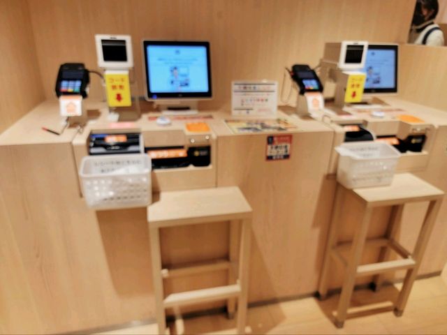 京都窮遊必吃 新京極KURA迴轉壽司店