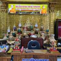 กราบสักการะหลวงพ่อพูล วัดไผ่ล้อม 