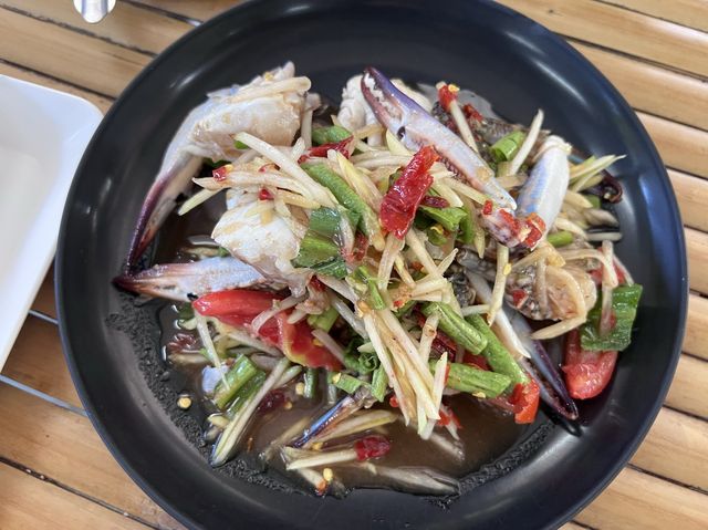 ส้มตำโรงปลาแดก ไก่ย่างวิเชียรบุรี