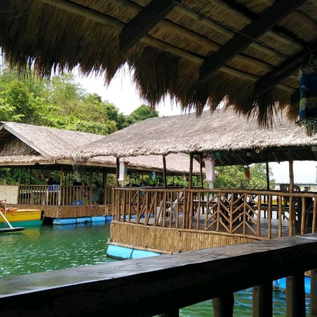 river cruise at the north 