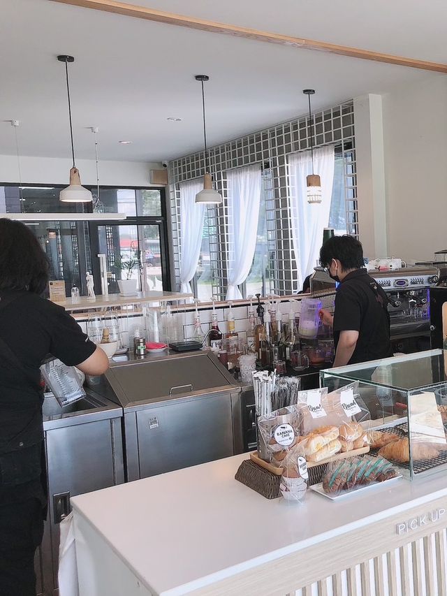 roastniyom coffee