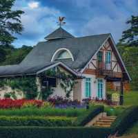 The Blue Sky Resort  ที่พักหรู บรรยากาศอังกฤษ