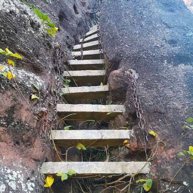 Incredible hike up Bazhai Mountain, Shaoguan