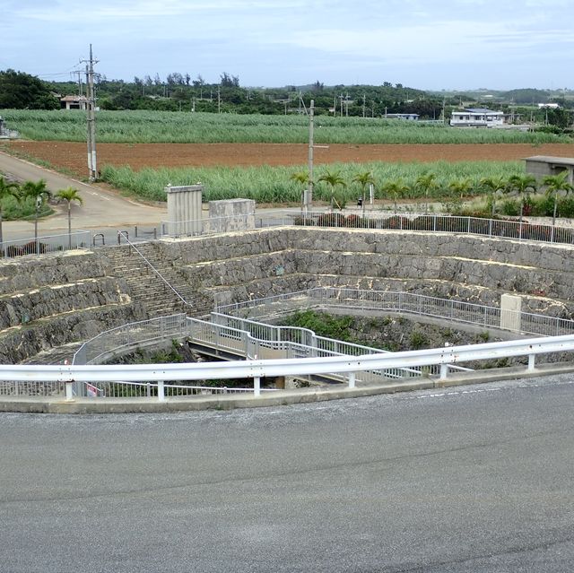 【沖縄･宮古島】サトウキビ畑に突如現れる見えないダム‼️