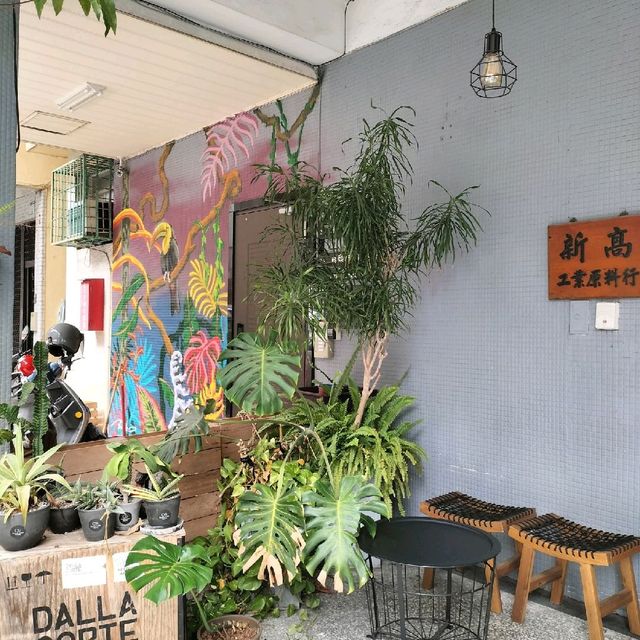 高雄三民區Formula Coffee Roaster 程式咖啡