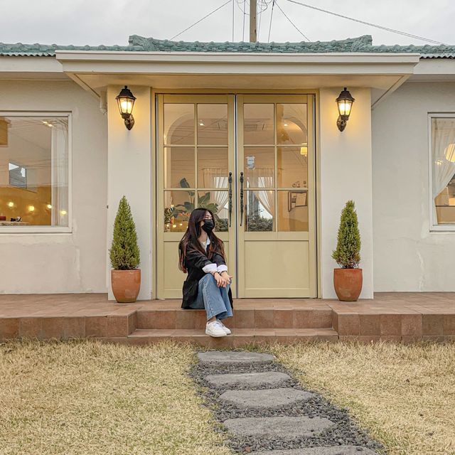 너무 귀여운 제주 카페 “토끼네 집으로 오세요”