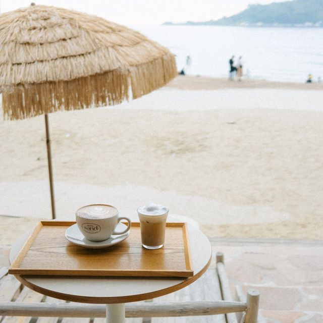 협재해수욕장이 보이는 발리감성 카페🌴