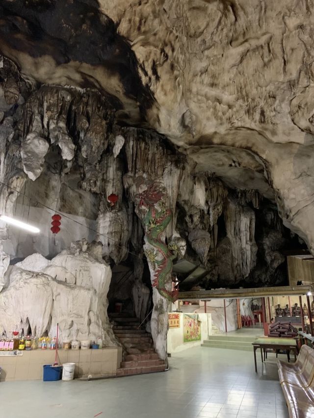 Nam Thean Tong Cave Temple