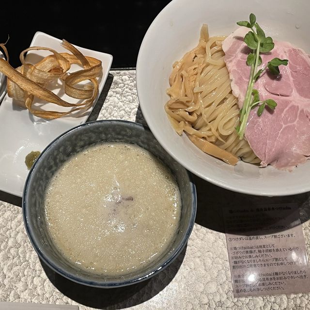 【大阪府】並んでも食べたい超絶品つけ麺を堪能！