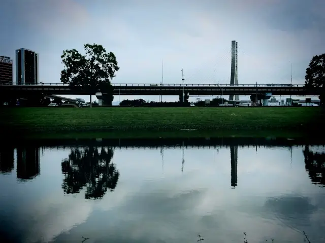 新北大都會公園處處是天空之鏡