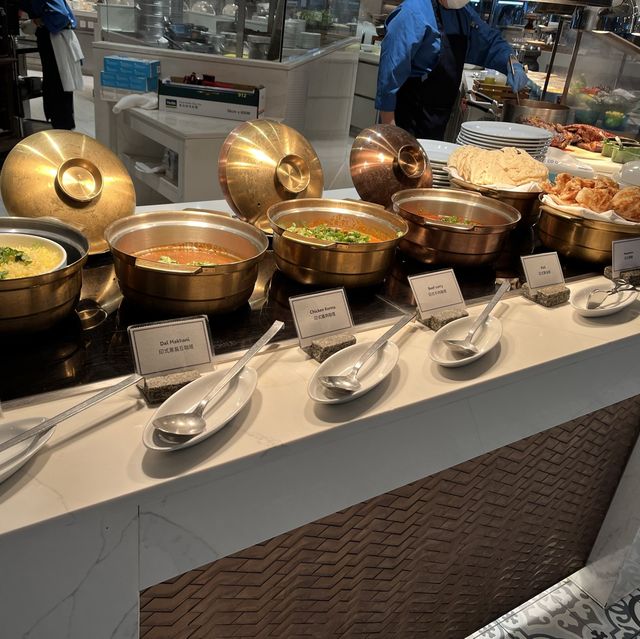 黃金海岸酒店自助晚餐buy 1 get 1 free