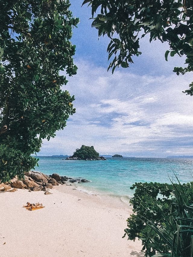 ที่พักสุดปังหลีเป๊ะ  Serendipity Beach Resort ...
