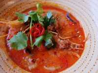 เป็นทั้งที่พักและร้านอาหาร เป็นทุกอย่างให้เธอแล้ว