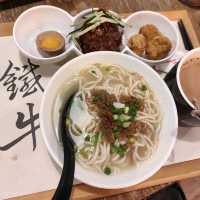 下午茶價錢抵 但環境衛生差