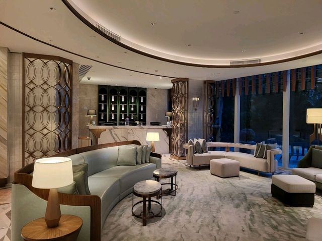 東涌新酒店大堂環境遊