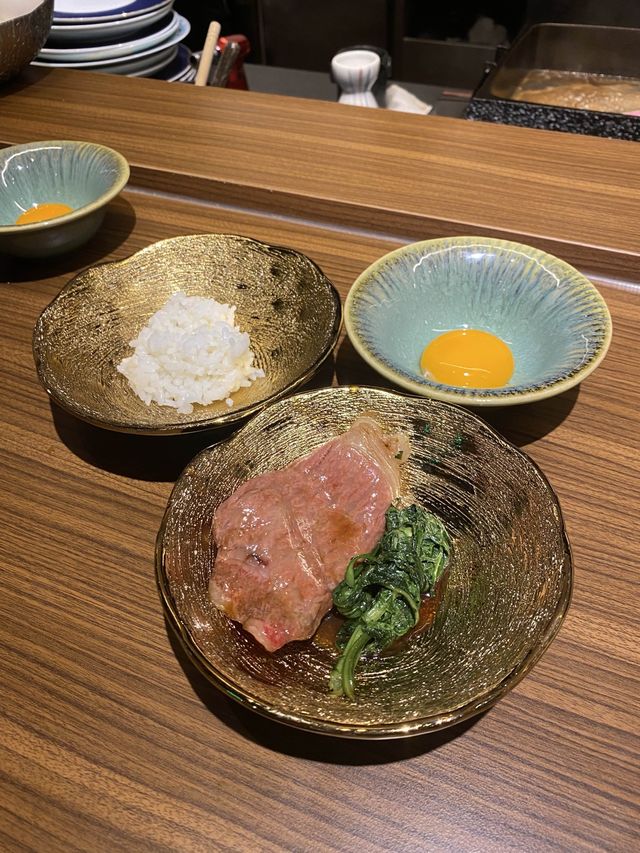 【🦁 牛魔王必食】豪華和牛壽喜燒！