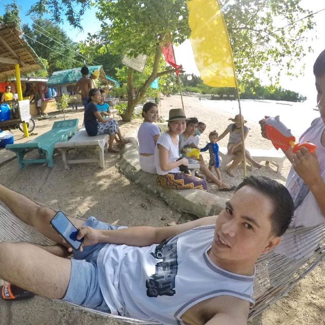 Tagparak Beachfront Resort 
