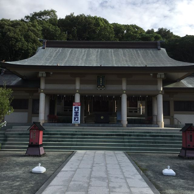 高台にあるエモスポット【光雲神社】
