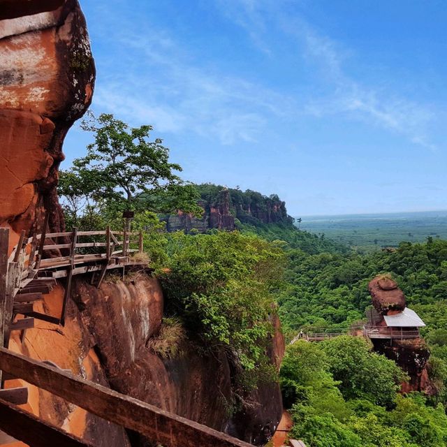 วัดภูทอก ชมวิว360 องศา บนยอดเขา จ.บึงกาฬ