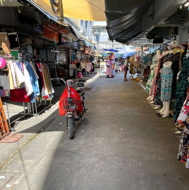 Bangkok- Pratunam Morning Market 