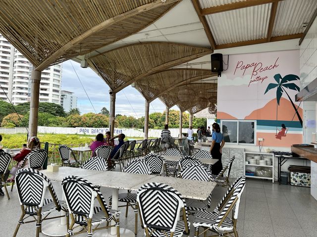 Papa Beach พัทยา