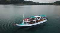 Sharing Phinisi boat tour Komodo 3 days 2 night