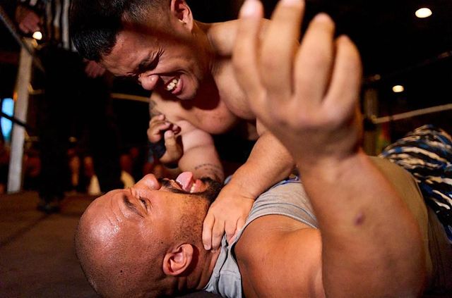 Midget Wrestling: A Spectacular Showdown of Small Stars! | ZONA 520