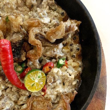 sumptuous lunch  