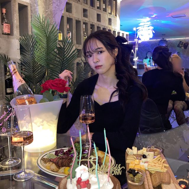분위기에 취하는 영일대 핫플, 와인바 ‘BREEZE653’