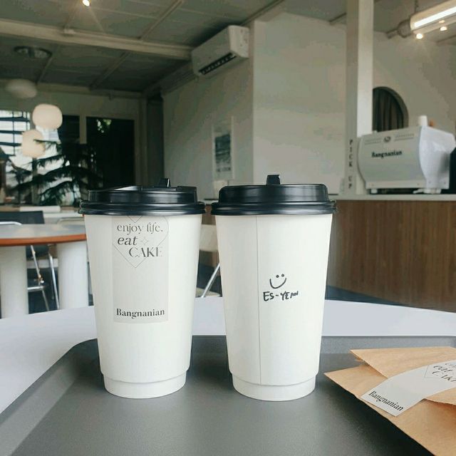 Bangnanian ☕🤍🤎