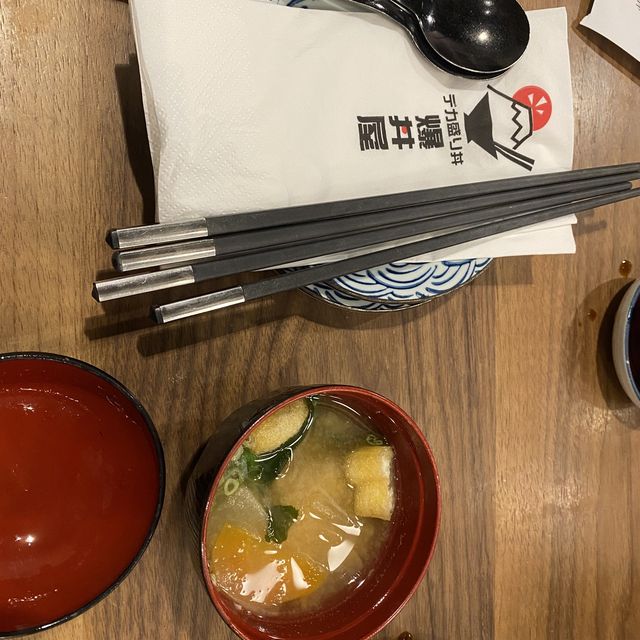 鮮味十足 - 爆丼屋