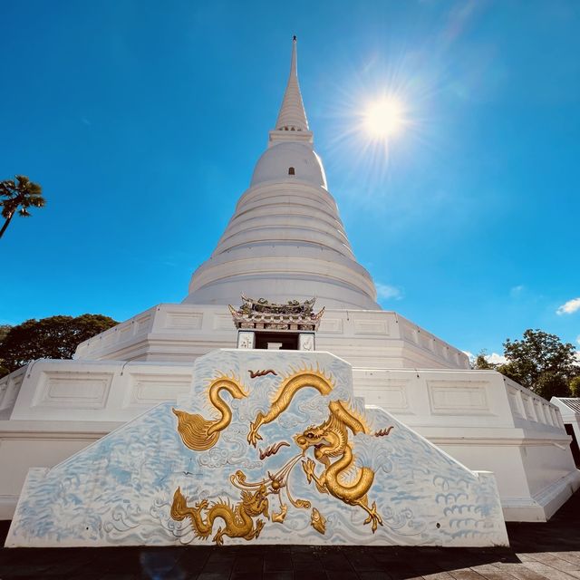 วัดเฉลิมพระเกียรติวรวิหาร