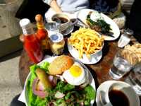 Brooklyn의 대표적인 브런치 맛집, Five leaves