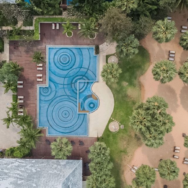 สระว่ายน้ำสวยสุดในพัทยา