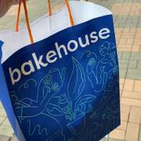 尖沙咀超人氣麵包店🥨🥖🥯門口人龍絡繹不絕