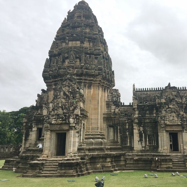 ปราสาทหินพิมาย