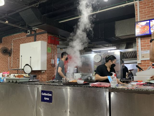 Korean food in orchard  🍜