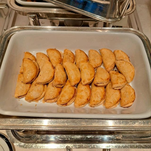 貴賓閣禮遇--九龍海逸君綽酒店