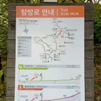 Hiking at Seoraksan 
