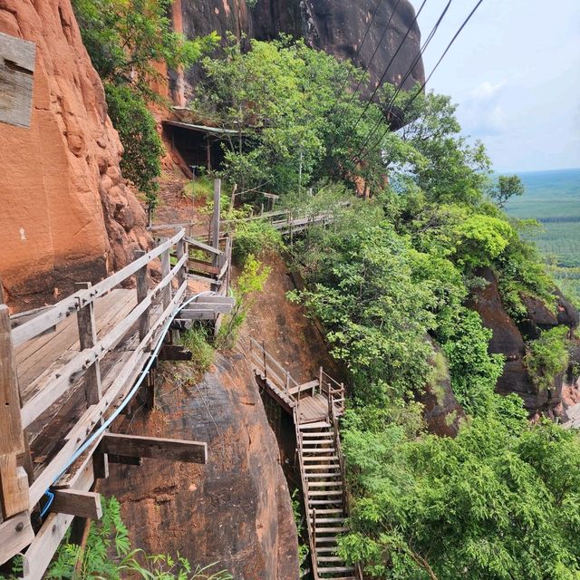 Wooden staircase to mountain top ⛰️